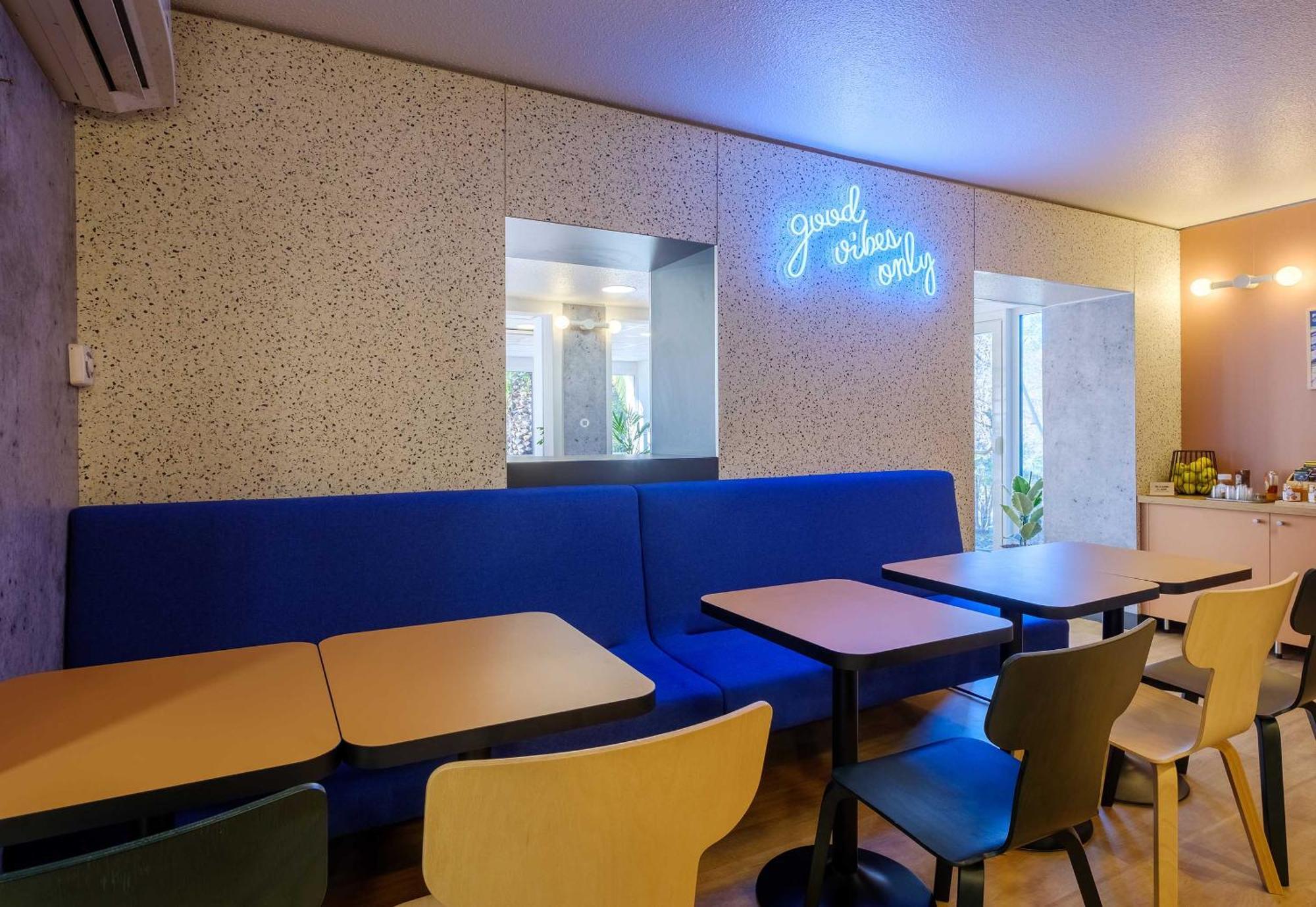 Hotel Cannes Sartoux 2*
