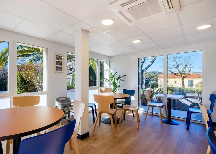 B&B HOTEL Cannes Mouans Sartoux