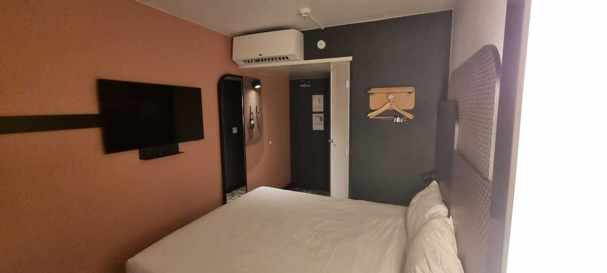 Cannes Sartoux Hotel 2*