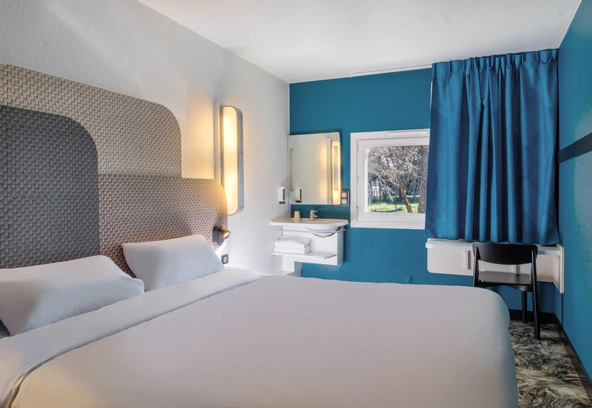 Cannes Sartoux Hotel 2*